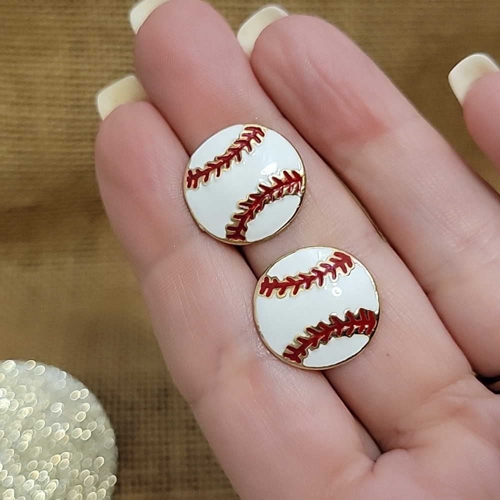 🔥LAST PAIR🔥 BASEBALL EARRINGS